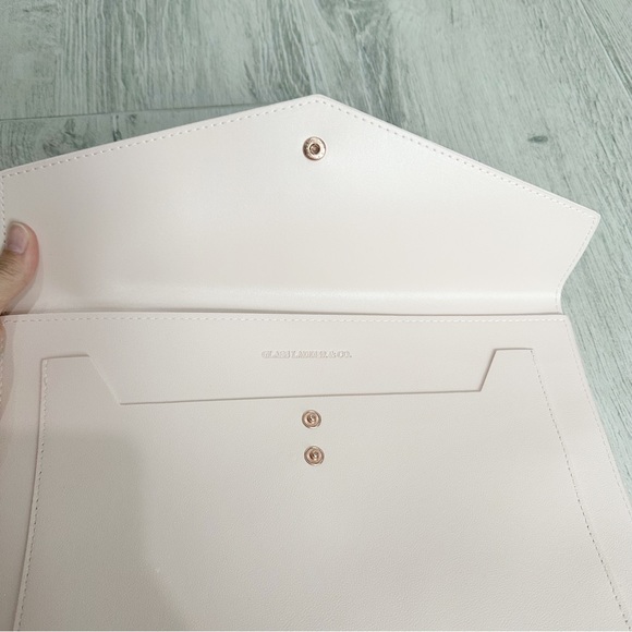 Glass Ladder & Co. “Megan” Blush Pink Clutch - Picture 5 of 13